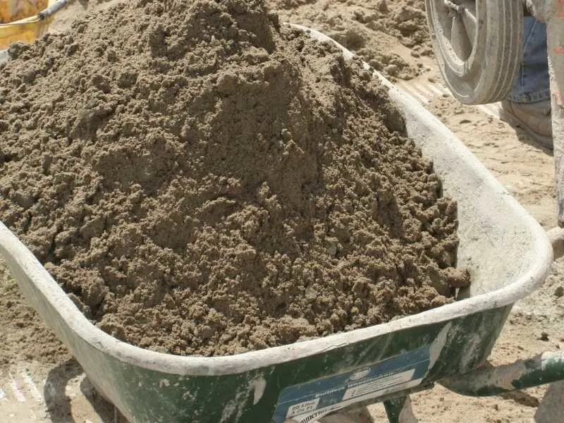 Can I use builders sand for gardening